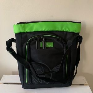 Mano- Vie Insulated Wine Cooler Bag With Shoulder Strap Monovie Green